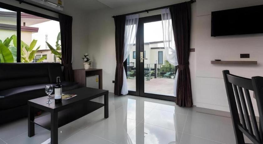 Bua Tara Resort Nong Prue Exterior foto