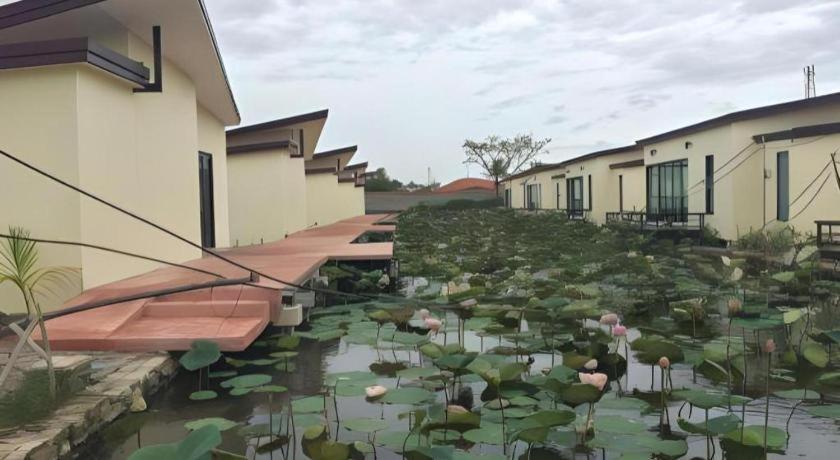 Bua Tara Resort Nong Prue Exterior foto